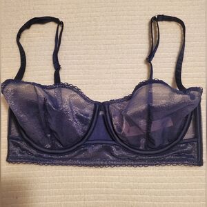 NWOT VICTORIA'S SECRET Bralette Navy Blue Size 32 D.
